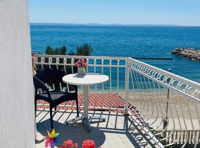 Guest house Pami Podstrana