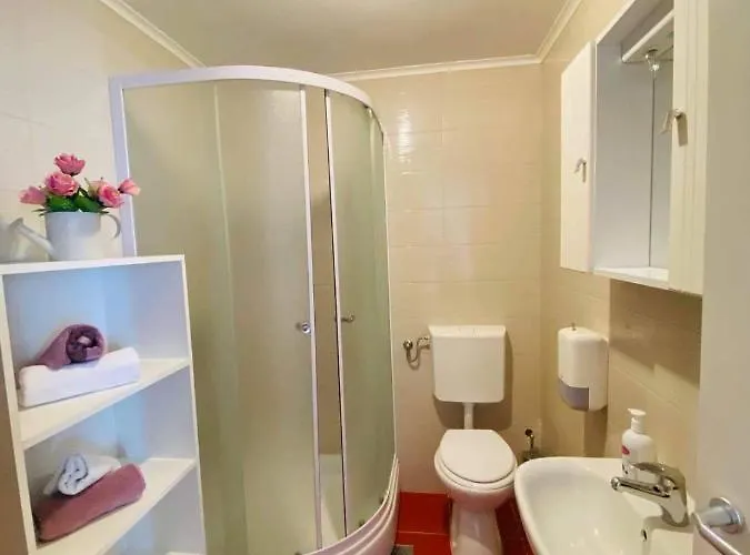 Pami Guest house