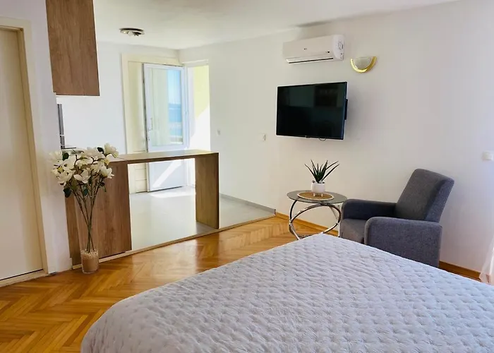 Pami Guest house