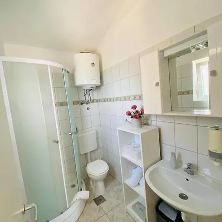 Pami Guest house