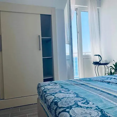 Guest house Pami Podstrana